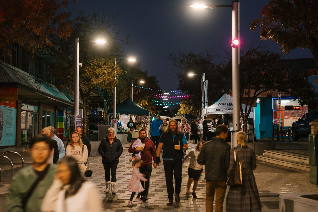 Smart Street Mall Twilight Market