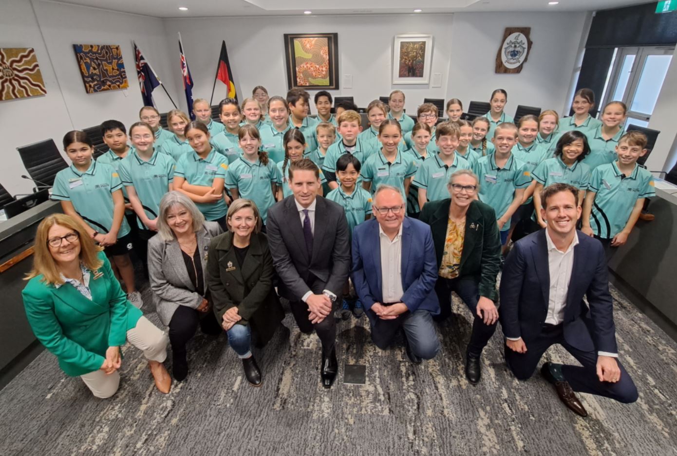 2023 Mandurah Junior Council with MPs Andrew Hastie and David Templeman, Mayor Rhys Williams, Councillors and staff in the Council Chambers