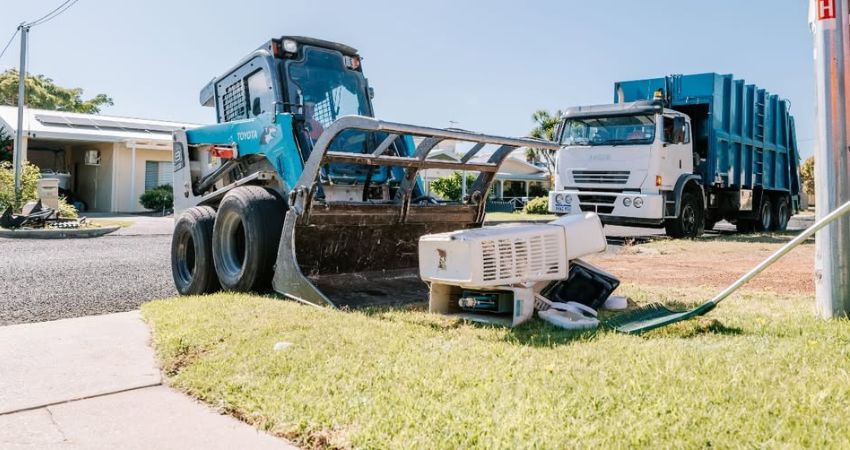 Verge collections kick off for 2025 | City of Mandurah