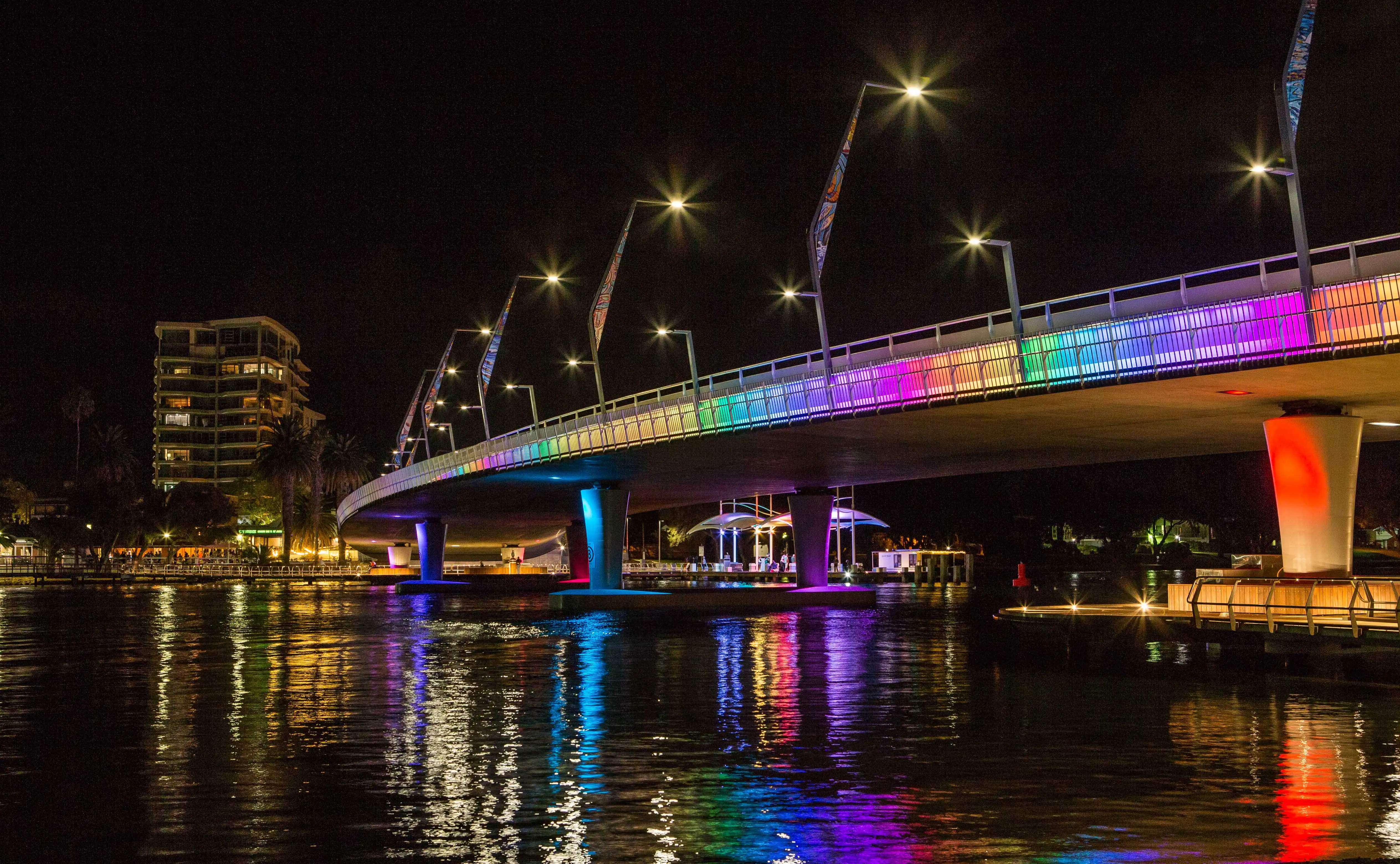 Mandurah bridge light up
